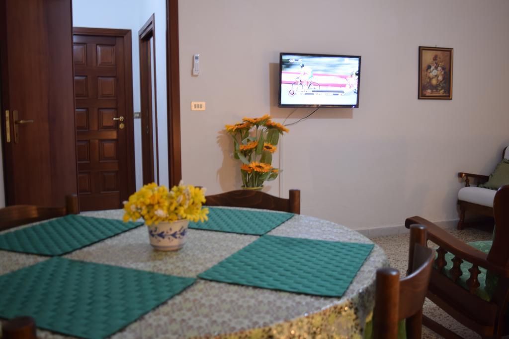 Apartament Casa Luigi Sergio - Affitto Breve Santo Stefano di Camastra Pokój zdjęcie